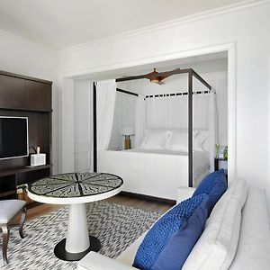 Camera con letto king size